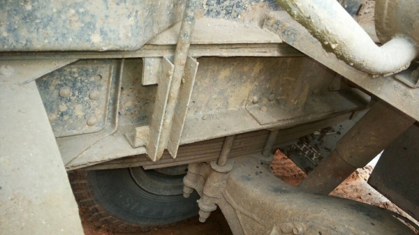 ขายรถบรรทุก 6 ล้อดัมพ์ MITSUBICHI 115 แรงม้า ช่วงล่าง F หน้าหลัง ราคา 380000