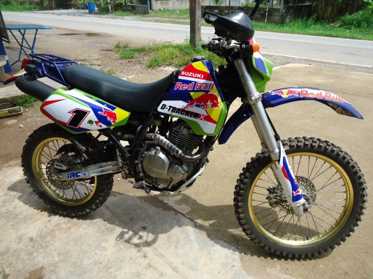 ขายsuzuki dr250 ราคา 35000 บาท ขายsuzuki dr250 ราคา 35000 บาท