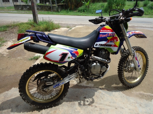 ขายsuzuki dr250 ราคา 35000 บาท ขายsuzuki dr250 ราคา 35000 บาท