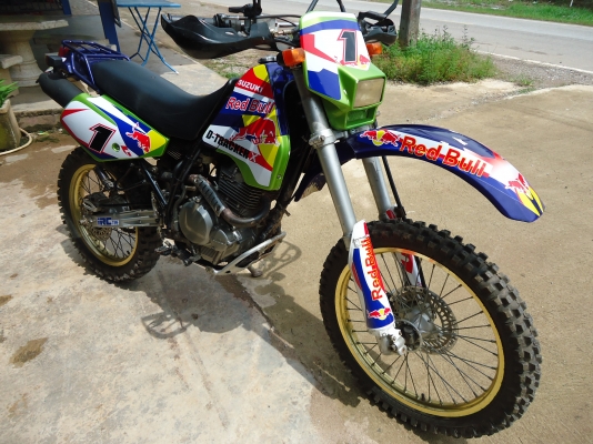 ขายsuzuki dr250 ราคา 35000 บาท ขายsuzuki dr250 ราคา 35000 บาท