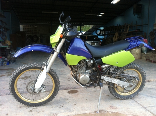 ขายsuzuki dr250 ราคา 35000 บาท ขายsuzuki dr250 ราคา 35000 บาท