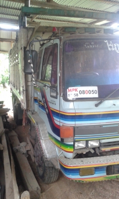 สิบล้อ 2 เพลาดั๊ม 175 แรง ช่วงล่างใหญ่ สวยๆ เดิมๆ สิบล้อ 2 เพลาดั๊ม 175 แรง ช่วงล่างใหญ่ สวยๆ เดิมๆ