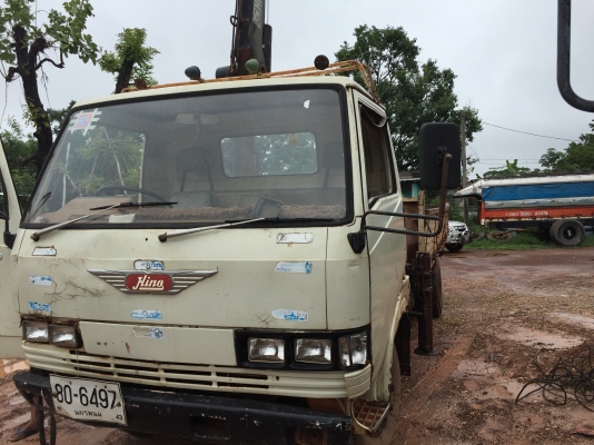 KM779พร้อมเครนทะเบียนพร้อมโอนครับ