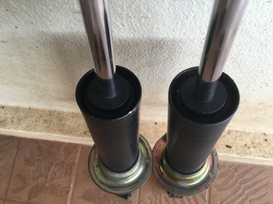 ขายโช๊ค WC monotube 1 คู่