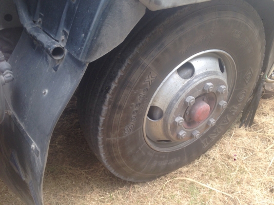 ขายรถบรรทุกฮีโน่โปเฟียP11C  330แรง พร้อมหางก้าง3เพลาพนัส