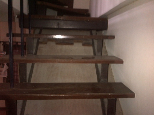 ขายบ้านทาวน์เฮาส์ 2 ชั้น 28 ตรว ราคา 890000 บาท โทร 0906208746 พร้อมอยูได้เลย สนใจโทรเลย