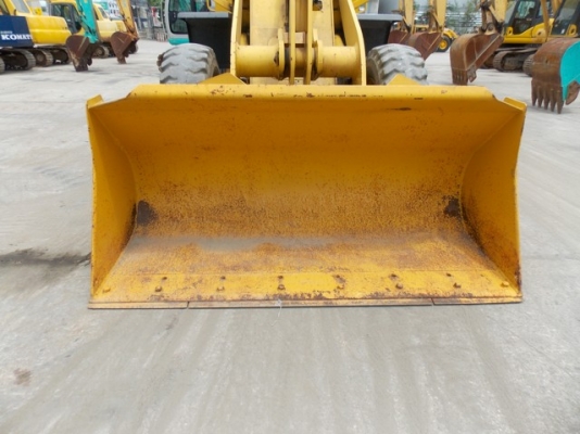 มาถึงแล้วรถตัก KOMATSU WA200-3