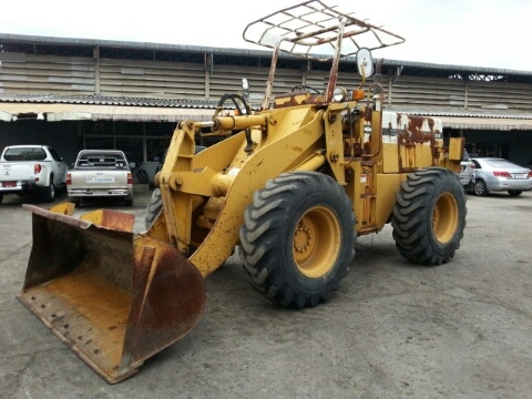 รถตักล้อยาง510-16000 รถตักล้อยาง510-16000