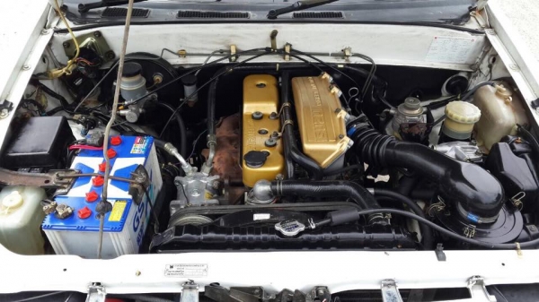 ขาย Isuzu 4 ประตู รถปี 36 สีขาว ราคา 95,000 บาท ++++++++