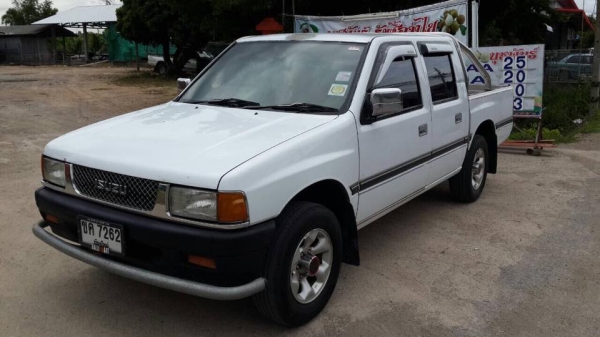 ขาย Isuzu 4 ประตู รถปี 36 สีขาว ราคา 95,000 บาท ++++++++