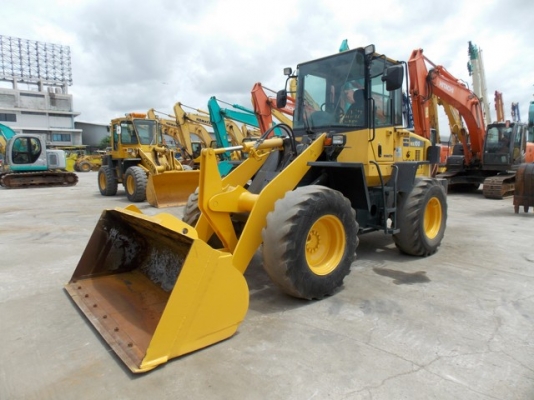 มาใหม่เหมือนกัน KOMATSU WA100-5 มาใหม่เหมือนกัน KOMATSU WA100-5