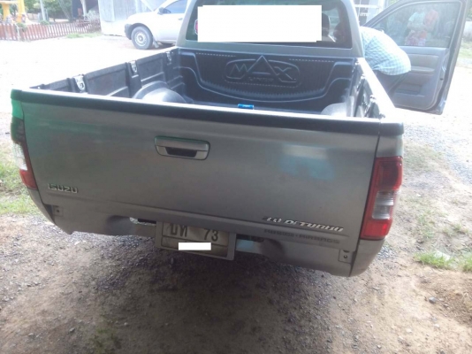 Isuzu Demax  ปี 2004 เครื่อง 3000 ซีซี เปลี่ยนปั๊ม 2500 วิ่งได้เต็มไมล์