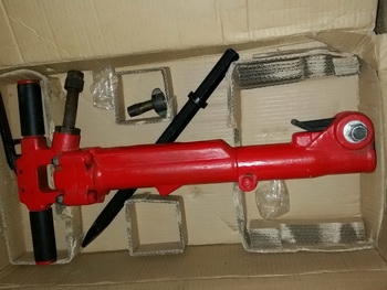 อันนี้ หัวเจาะลม แย็กลม สำหรับ แย็กปูน คอนกรีตHammer TPB 40 ขนาด 40 กก ของใหม่ ใต้หวัน