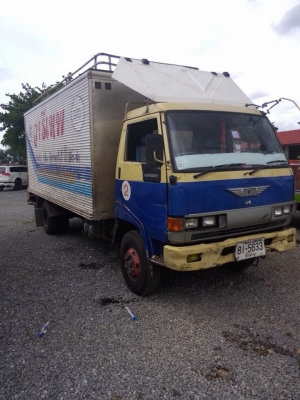 ขายหกล้อFC3W เครี่องW06E165แรงม้า พาวเวอร์ ยางเรเดียนใหม่ ช่วงล่างใหญ่ คัสซีใหญ่ไม่มีบวม พร้อมตู้เลสสวย เครื่องดีไม่หลวม ยาว5เมตร