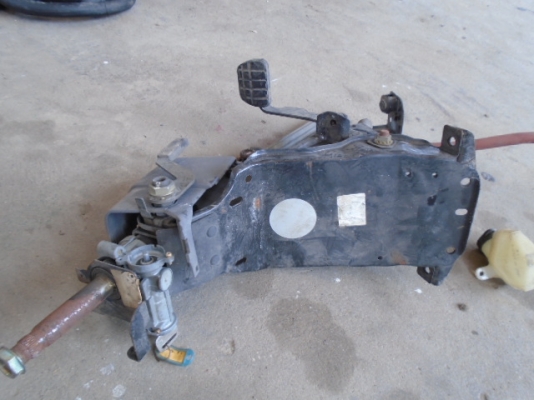 แกนวงพวงมาลัย/หม้อลมเบรค ISUZU NKR / HINO