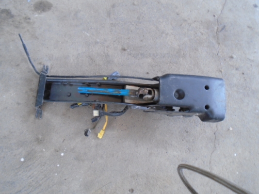 แกนวงพวงมาลัย/หม้อลมเบรค ISUZU NKR / HINO