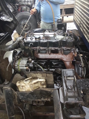 หกล้อNPR59Lเครื่อง4BD1 115แรงม้า รถประกอบ5น๊อต พาวเวอ เกียสั้น ยางดี พร้อมตู้เลสยาว4.10เมตร ทะเบียนพร้อม