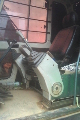 ขาย KOBELCO SK100 MARK3 ราคา 710,000 บาท ขาย KOBELCO SK100 MARK3 ราคา 710,000 บาท