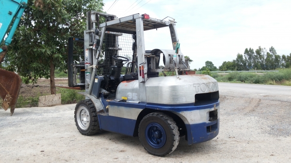 ขายด่วนรถยก ขายด่วนรถยก