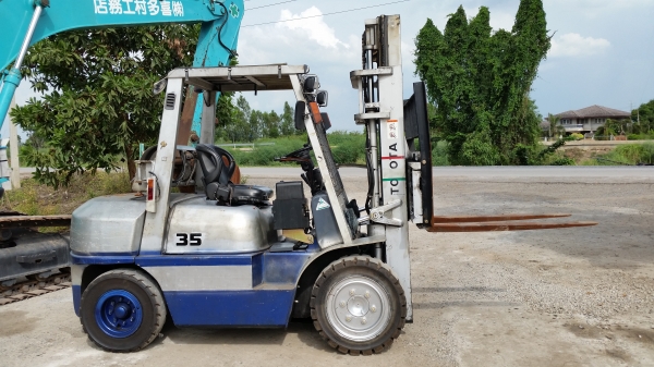 ขายด่วนรถยก ขายด่วนรถยก