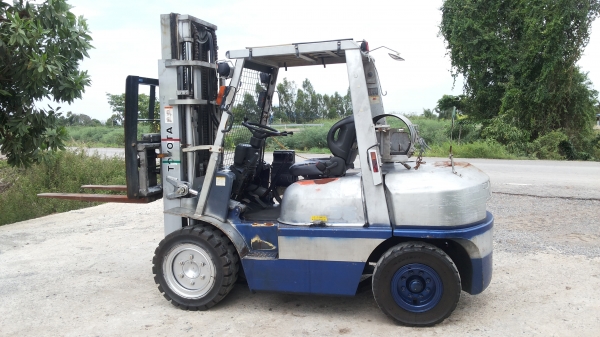 ขายด่วนรถยก ขายด่วนรถยก