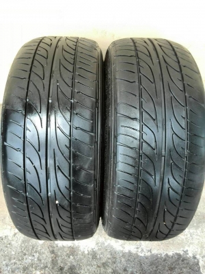 ขายยาง DUNLOP LM703 215-50-17 ปี13 ดอกสวย ไม่มีปะ