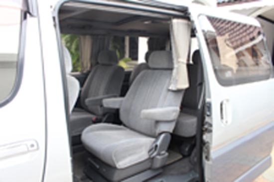 ขายด่วนTOYOTA GRANVIA 3.0(4WD) ปี1997