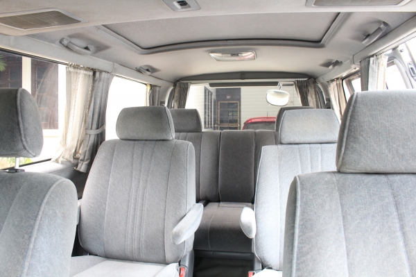 ขายด่วนTOYOTA GRANVIA 3.0(4WD) ปี1997