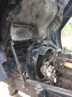 ISUZU Rocky6ล้อ( FTR ห้างแท้)  ยาว7.2 ม. เบรคจิ๊ฟฟี่ พวงมาลัยพาว์เวอร์ เครื่องดี ขับดี ครัทซีสวย พื้นปูเหล็ก รั้วแป๊บสูง ขาย 630,000 บาท(ศุภากร 081-4252943)