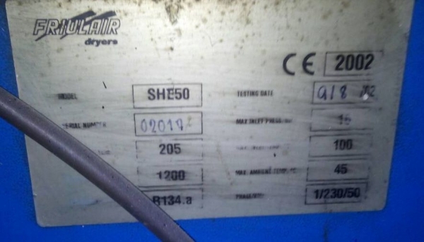 ขาย AIR DRYER ยี่ห้อ FRIUL AIR ขนาด 50 แรง เครื่องทำลมเย็นและแห้ง ใช้งานได้ตั้งแต่ ปั๊มลม 25 แรง ถึง 50 แรง ใช้งานได้ดีปกติ