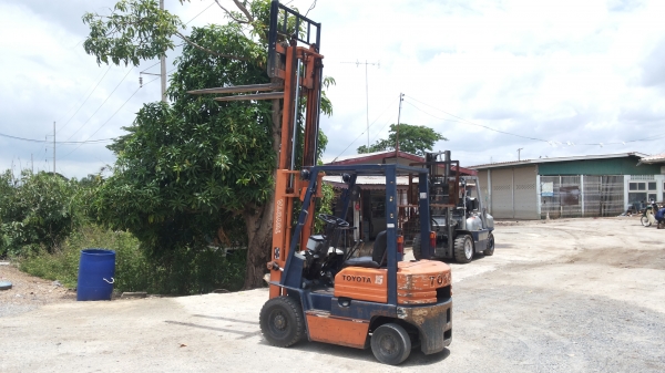 ขายด่วนรถยก TOYOTA 5FGยก1.5ตันเสาสูง3เมตรรถนอกนำเข้ายังไม่เคยใช้งานในเมืองไทยเลย=รุ่นใหม่ขายถูกๆๆ