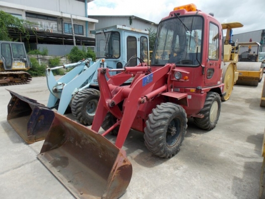 รถตักsize เล็ก ก็มีเข้ามาใหม่แล้วครับ MITSUBISHI WS210-III