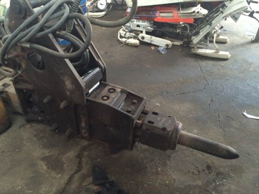 หัวกระแทก หัวเบรกเกอร์ ใส่ Pc200