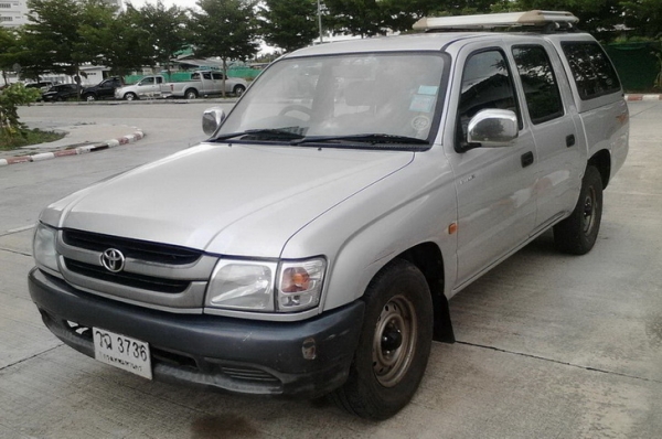 รรถโตโยต้าHILUX TIGER D4D 4 ประตู ปี2002