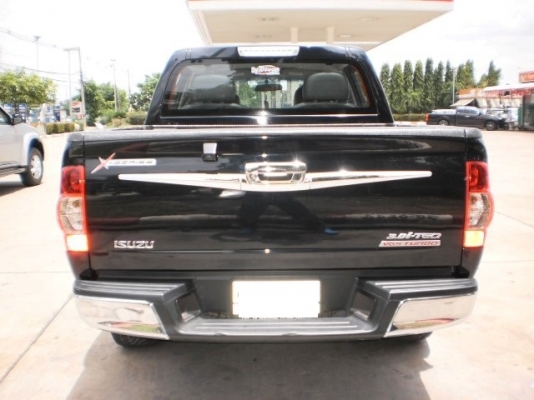ISUZU  3.0LS CAB4 D-MAX 4WD โฉม D-MAX  2011