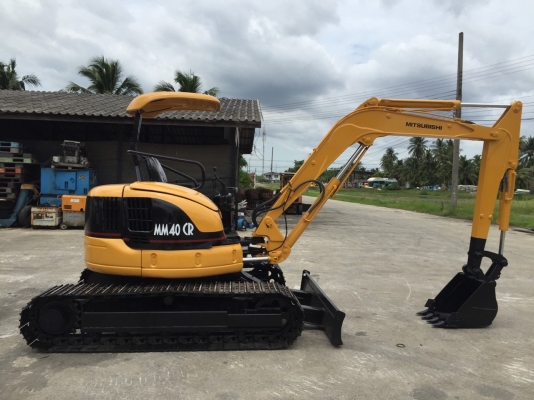 รถขุด แบคโฮล MITSUBISHI MM40CR ทำสีใหม่ นำเข้า มือสองญี่ปุ่น