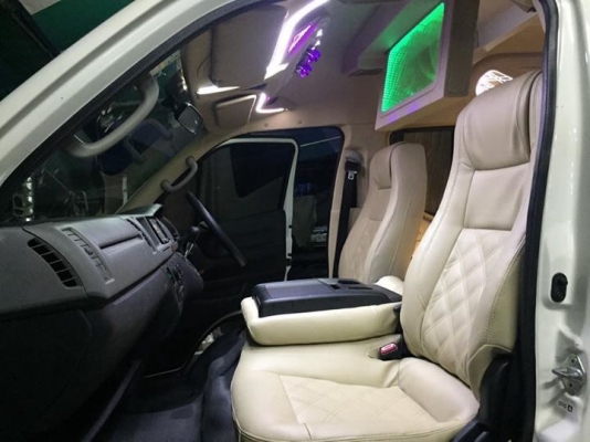 ขายรถตู้เบนซิน 2.7 ปี 12 แท้ เกียAT โทร0877758887 นางเบสท์รถตู้ท่าพระ