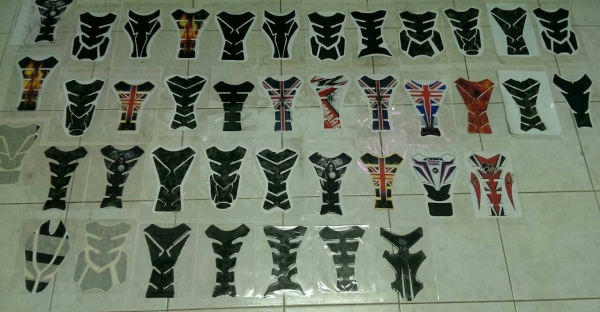 กันรอย CBR-ninja-EN-R15 (เรซิ่นเนื้อดีไม่เหมือนของตลาดนัดทั่วไป)