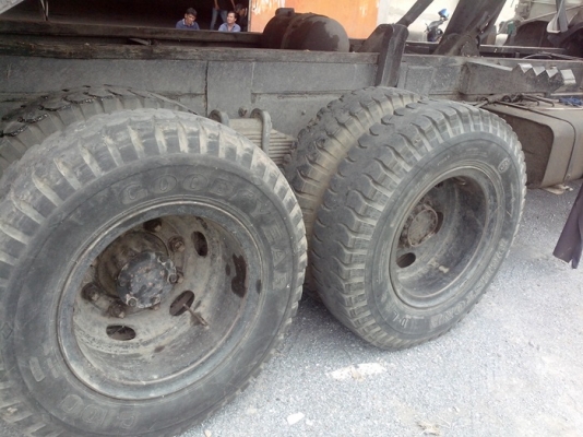 ขายรถบรรทุกสิบล้อดั้มอีซูซูJCM เครื่อง 6BF-1เครื่อง 185 แรงม้าวางมาใหม่ยังไม่ลงเล่มแน่นดีมากๆๆๆรถใช้