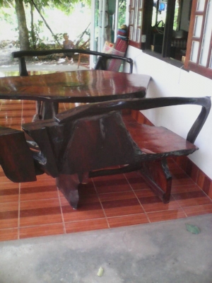 ขายชุดโต๊ะไม้มะค่า มีรูป ลดเหลือ 10,000 บาท ขายชุดโต๊ะไม้มะค่า มีรูป ลดเหลือ 10,000 บาท
