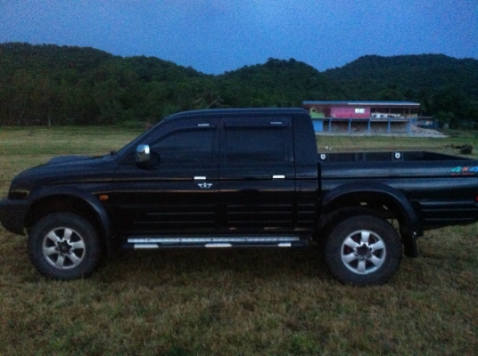 ต้องการขายรถ มิซซู ปี 2005 ต้องการขายรถ มิซซู ปี 2005