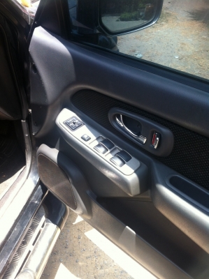 ต้องการขายรถ มิซซู ปี 2005 ต้องการขายรถ มิซซู ปี 2005