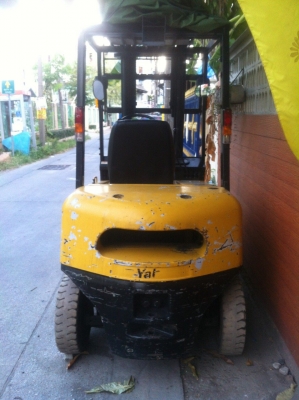 ขายถูก โฟลคลิฟท์2ตัน เสาสูง4เมตร สภาพดีคุ้มๆ