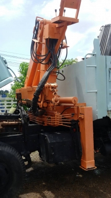 เฮี๊ยบ7ตัน.ขาเหลี่ยม.พร้อม.ตัวขยุ้มเหล็ก.เก่าเก็บ.ราคา165,000 เฮี๊ยบ7ตัน.ขาเหลี่ยม.พร้อม.ตัวขยุ้มเหล็ก.เก่าเก็บ.ราคา165,000