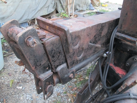 เฮี๊ยบ7ตัน.ขาเหลี่ยม.พร้อม.ตัวขยุ้มเหล็ก.เก่าเก็บ.ราคา165,000 เฮี๊ยบ7ตัน.ขาเหลี่ยม.พร้อม.ตัวขยุ้มเหล็ก.เก่าเก็บ.ราคา165,000