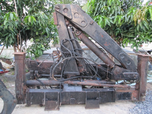 เฮี๊ยบ7ตัน.ขาเหลี่ยม.พร้อม.ตัวขยุ้มเหล็ก.เก่าเก็บ.ราคา165,000 เฮี๊ยบ7ตัน.ขาเหลี่ยม.พร้อม.ตัวขยุ้มเหล็ก.เก่าเก็บ.ราคา165,000