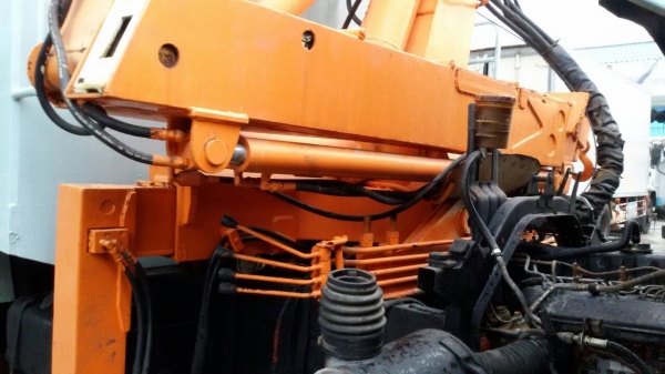 เฮี๊ยบ7ตัน.ขาเหลี่ยม.พร้อม.ตัวขยุ้มเหล็ก.เก่าเก็บ.ราคา165,000 เฮี๊ยบ7ตัน.ขาเหลี่ยม.พร้อม.ตัวขยุ้มเหล็ก.เก่าเก็บ.ราคา165,000