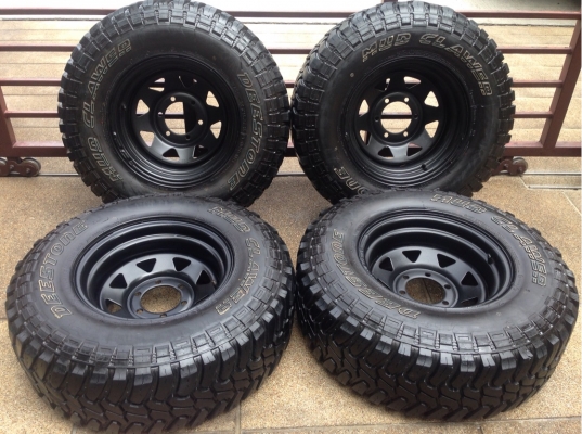 ล้อกระทะผ่า ขอบ15 กว้าง 8.5นิ้ว off -30 พร้อมยาง Mud 31 ดอกตรึม ใช้กันยาวๆ