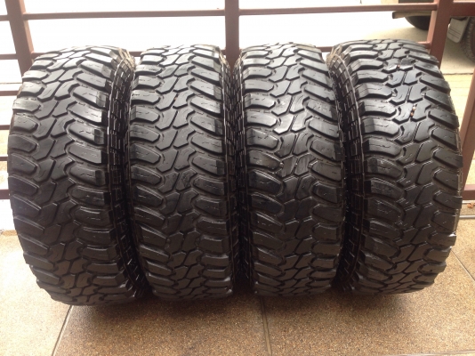 ล้อกระทะผ่า ขอบ15 กว้าง 8.5นิ้ว off -30 พร้อมยาง Mud 31 ดอกตรึม ใช้กันยาวๆ