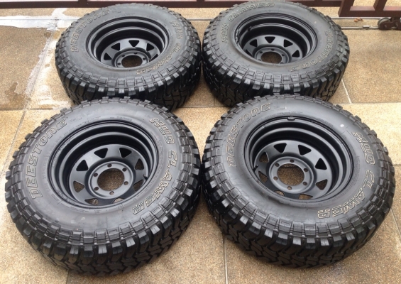 ล้อกระทะผ่า ขอบ15 กว้าง 8.5นิ้ว off -30 พร้อมยาง Mud 31 ดอกตรึม ใช้กันยาวๆ